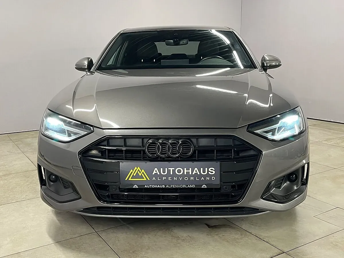 Audi A4 2022 photo 3