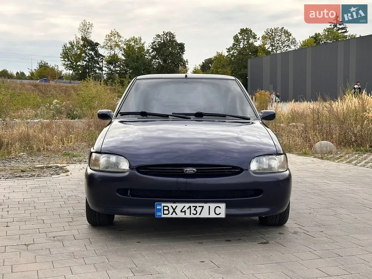Ford Escort 1996 photo 5