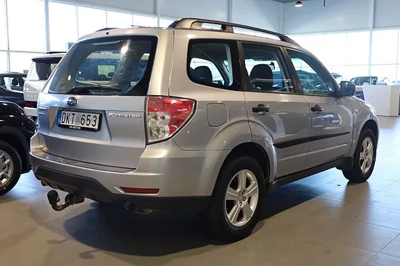 Subaru Forester 2012 photo 3