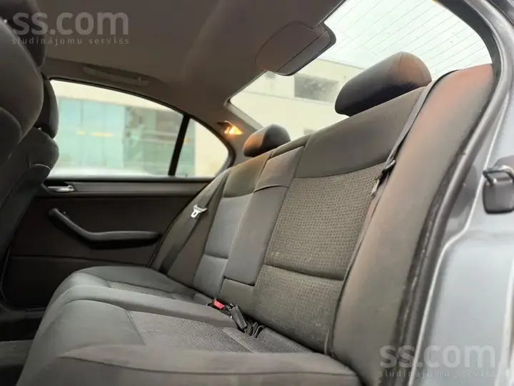 BMW 316 2003 photo 5