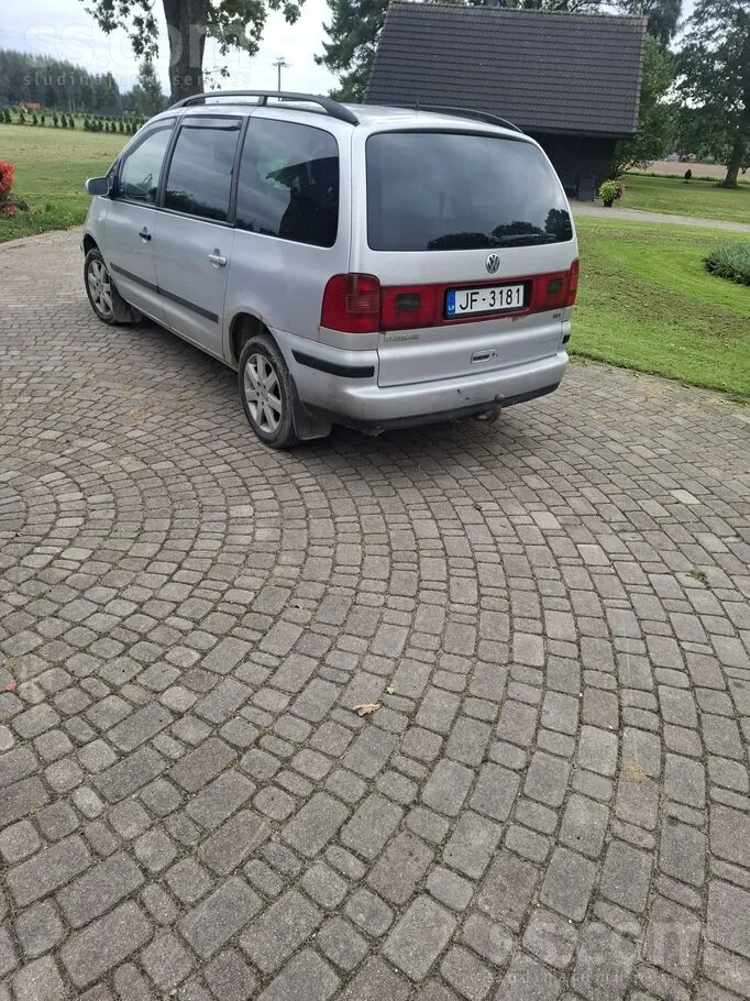 Volkswagen Sharan 2003 photo 3