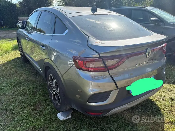 Renault Arkana 2023 photo 2