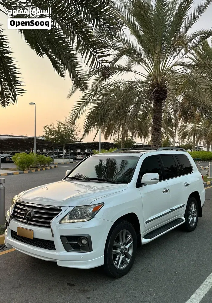 Lexus Lx 570 2014 photo 2