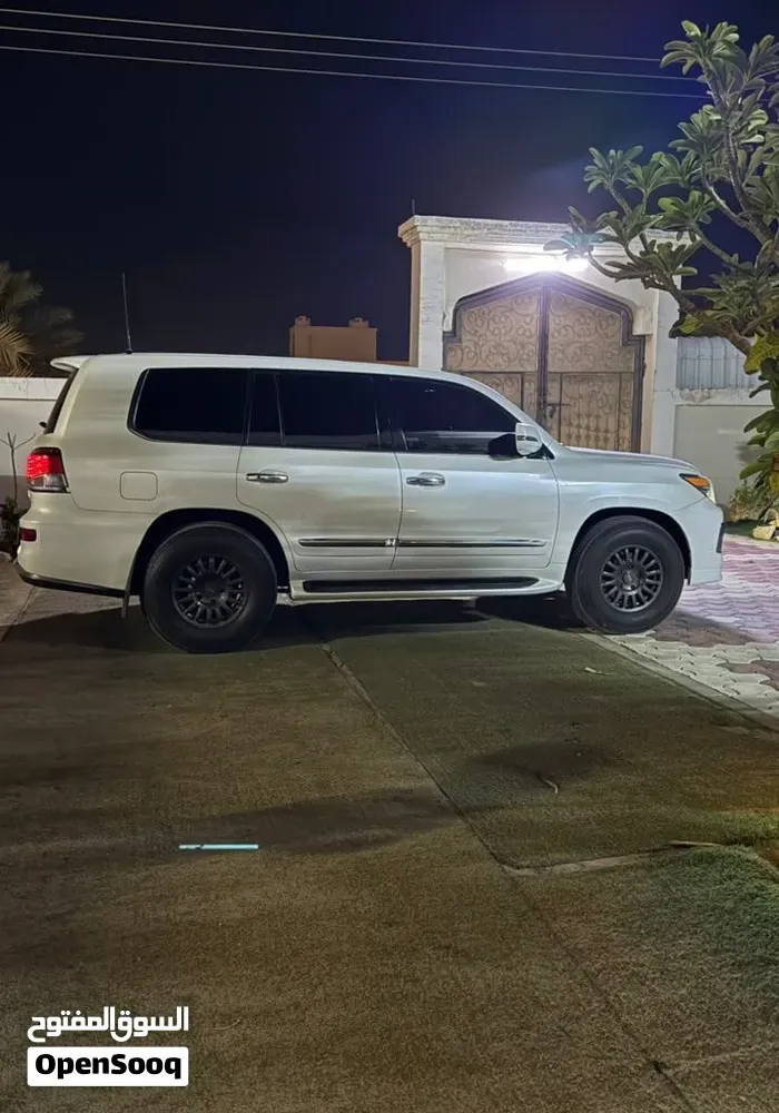 Lexus Lx 570 2014 photo 5