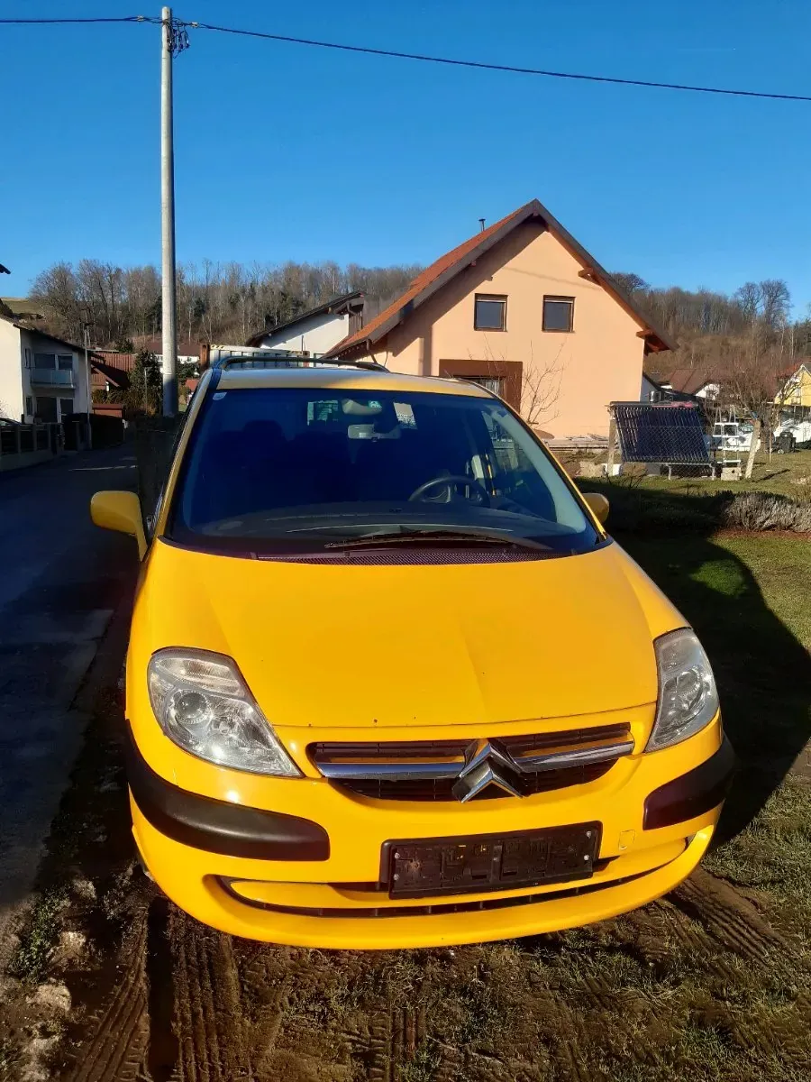 Citroen C8