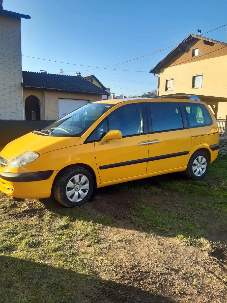 Citroen C8 2007 photo 2