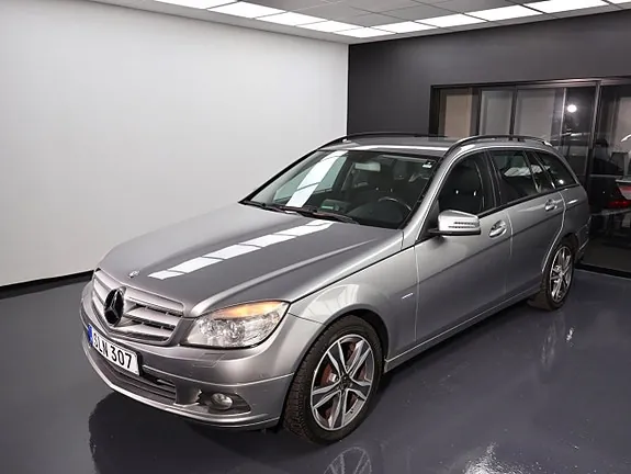 Mercedes-Benz C200 2010 photo 3