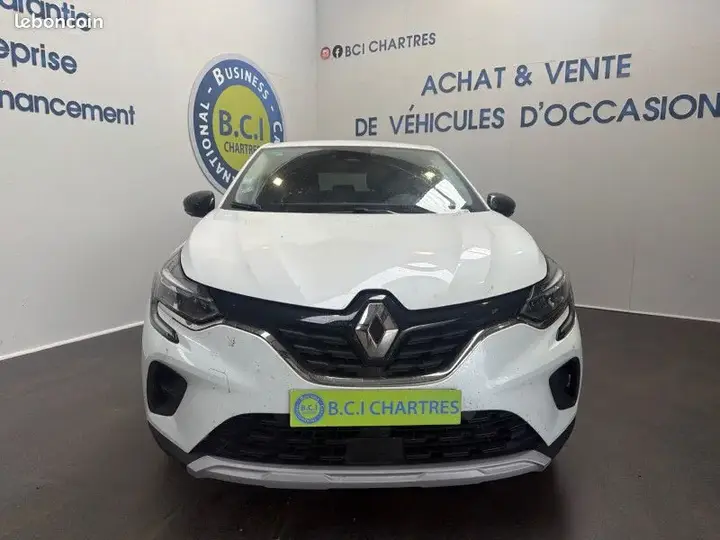 Renault Captur 2022 photo 3