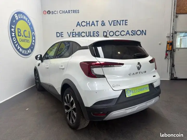 Renault Captur 2022 photo 5