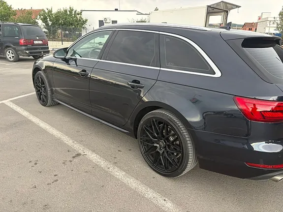 Audi A4 2017 photo 5