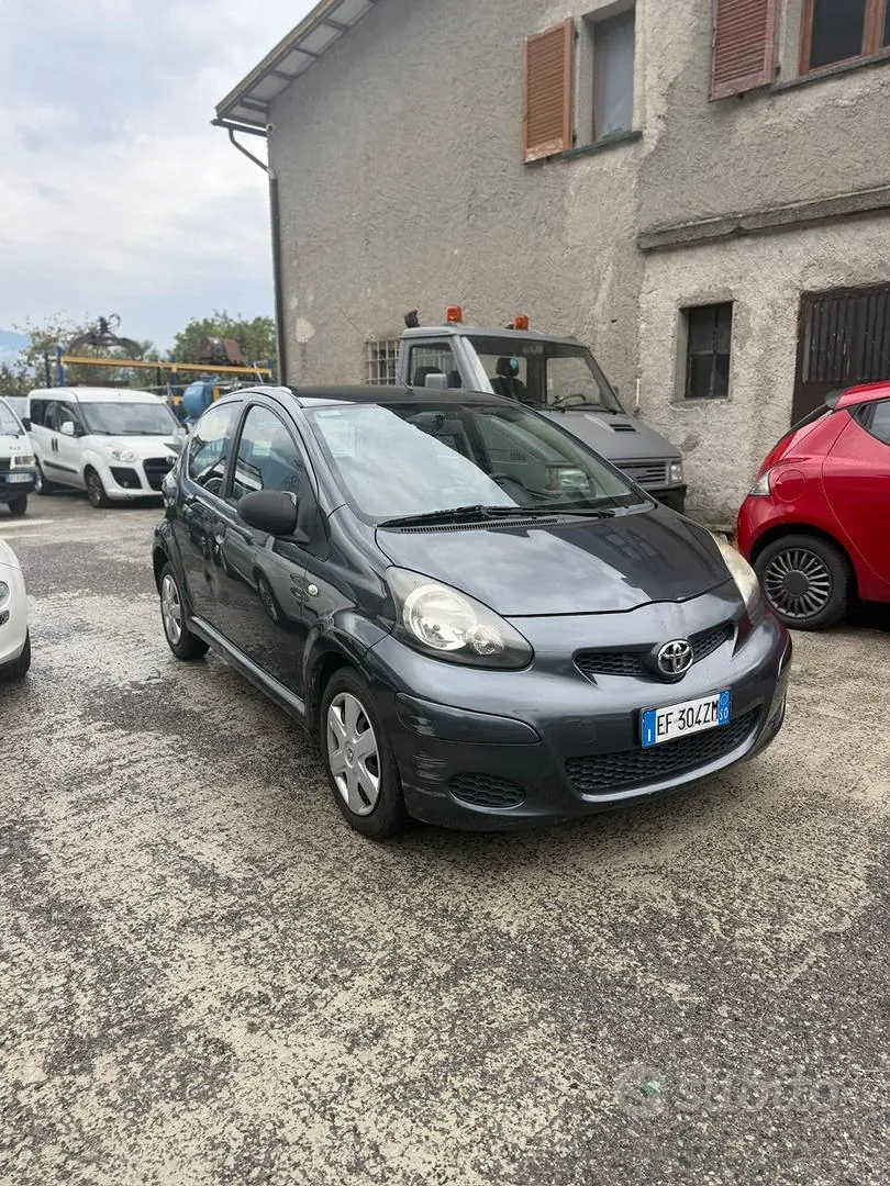 Toyota Aygo 2011 photo 3