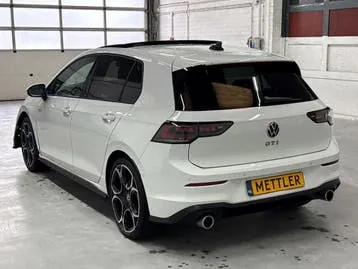 Volkswagen Golf 2024 photo 3