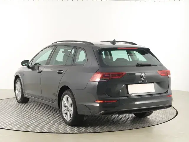 Volkswagen Golf Variant 2022 photo 3