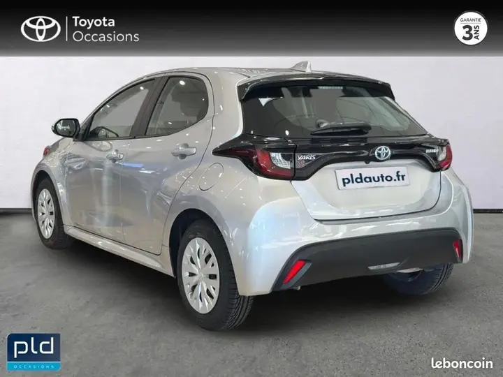 Toyota Yaris 2022 photo 3