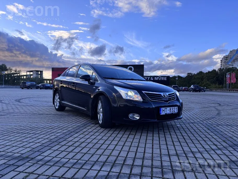 Toyota Avensis 2011 photo 3