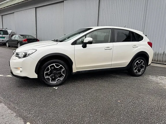 Subaru Xv 2013 photo 3