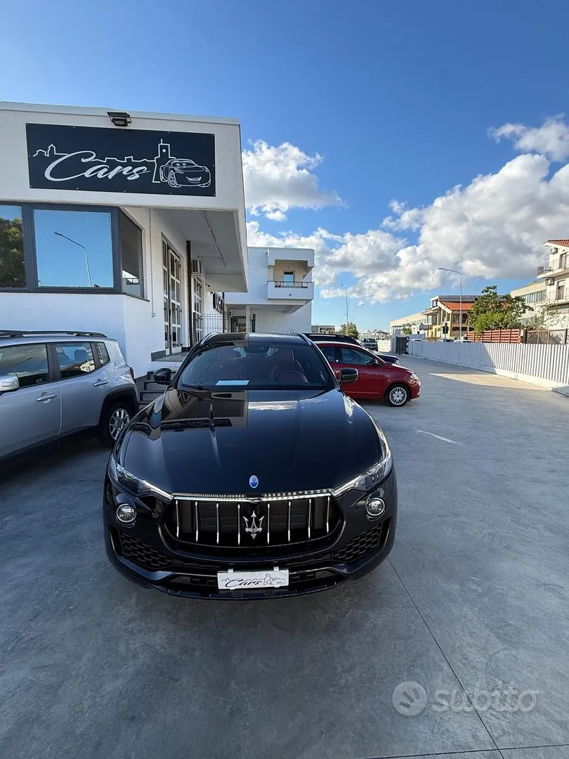 Maserati Levante 2017 photo 2