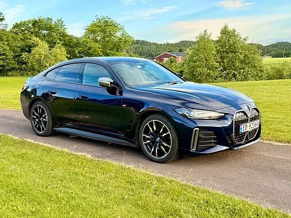 BMW I4 2022 photo 3