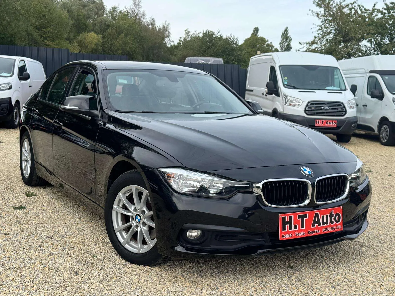 BMW 318 2016 photo 2