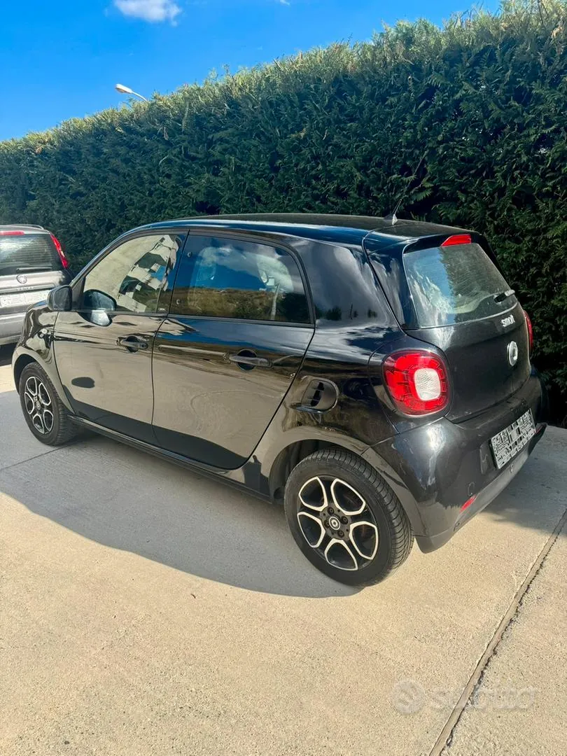 Smart Forfour 2015 photo 3