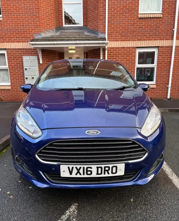 Ford Fiesta 2016 photo 2