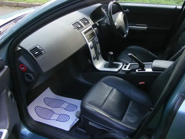 Volvo V50 2010 photo 5
