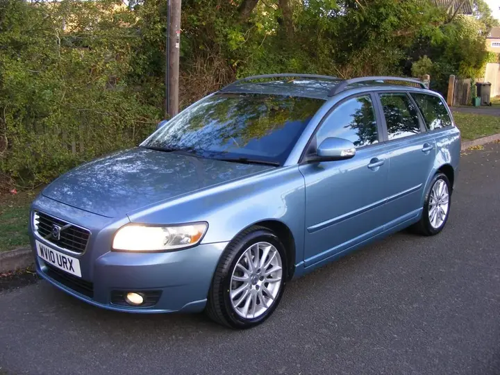 Volvo V50 2010 photo 3