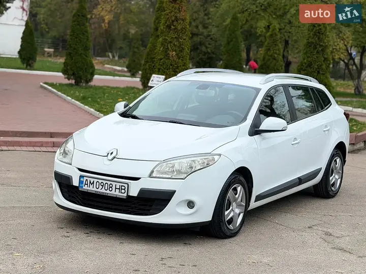 Renault Megane 2010 photo 4