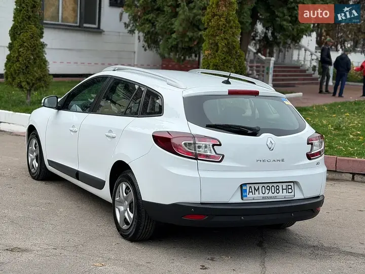 Renault Megane 2010 photo 5