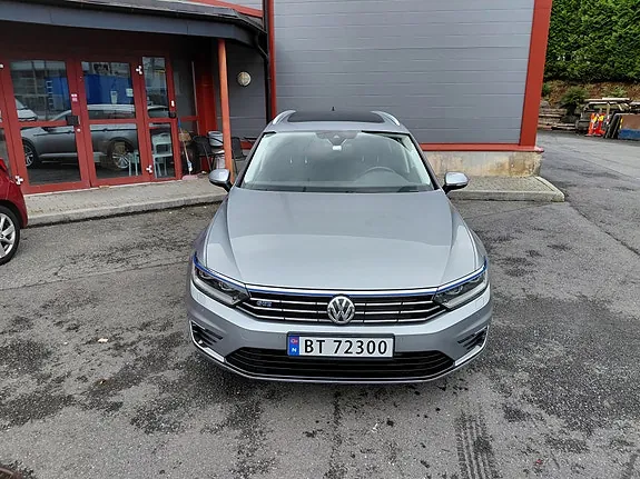 Volkswagen Passat 2018 photo 4