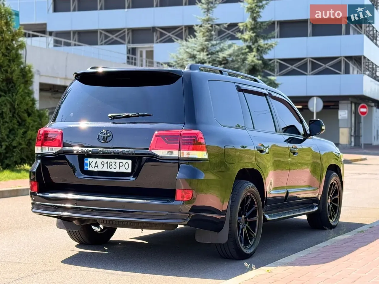Toyota Land Cruiser 2013 photo 4