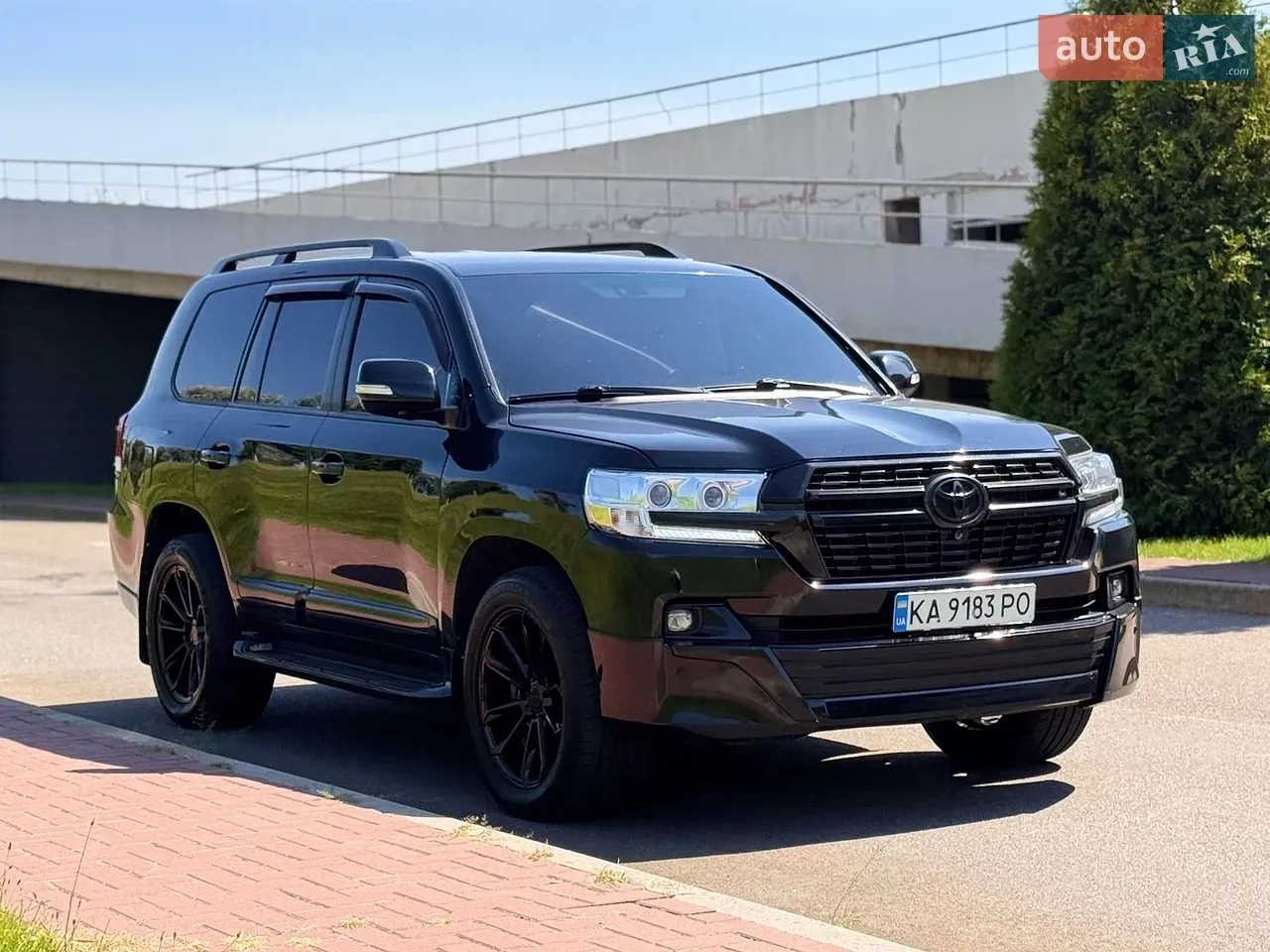 Toyota Land Cruiser 2013 photo 3