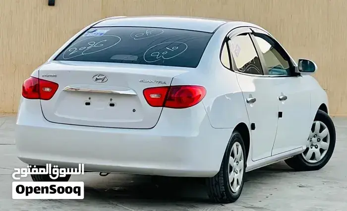 Hyundai Elantra 2010 photo 4