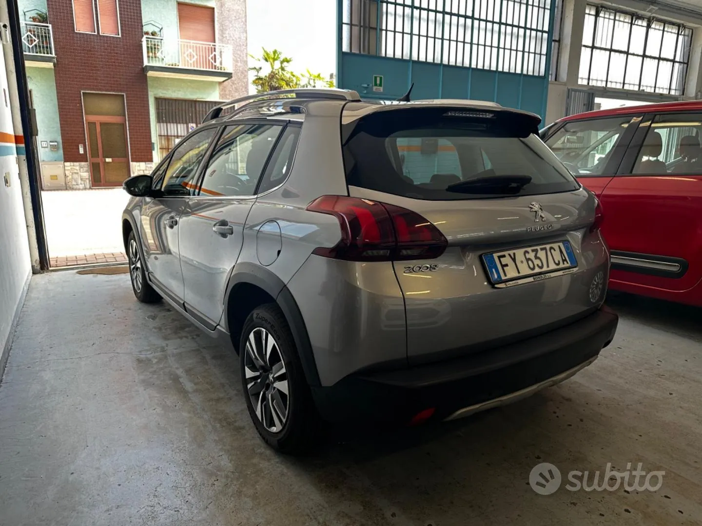 Peugeot 2008 2019 photo 2