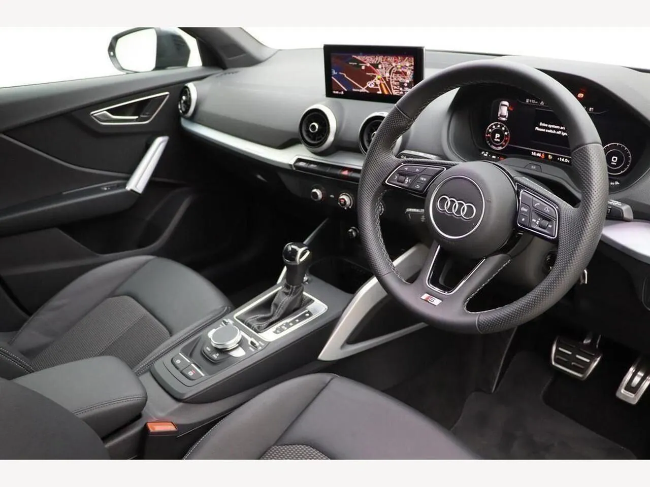 Audi Q2 2023 photo 4