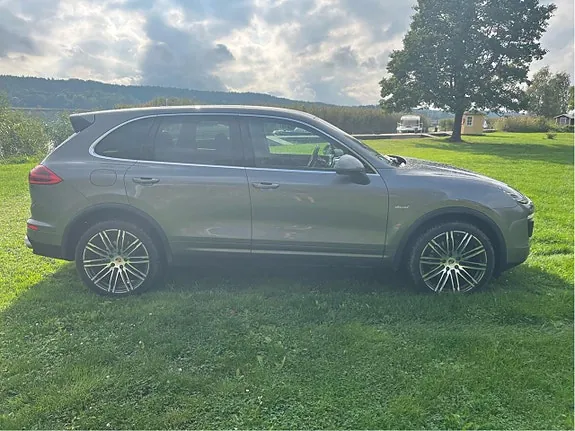Porsche Cayenne 2016 photo 5