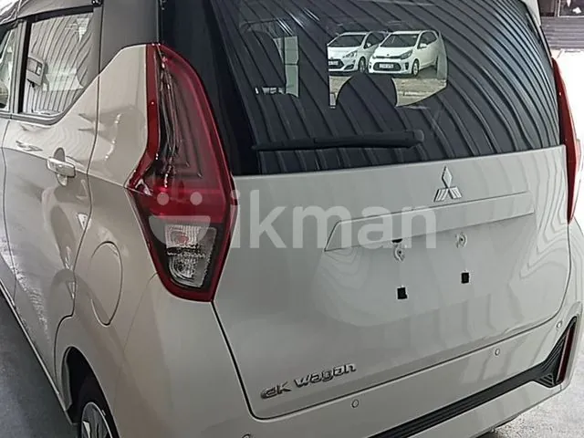 Mitsubishi Ek Wagon 2024 photo 5