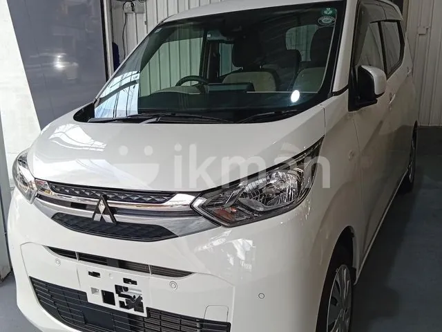 Mitsubishi Ek Wagon 2024 photo 2