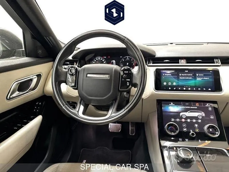 Land Rover Range Rover Velar 2018 photo 3