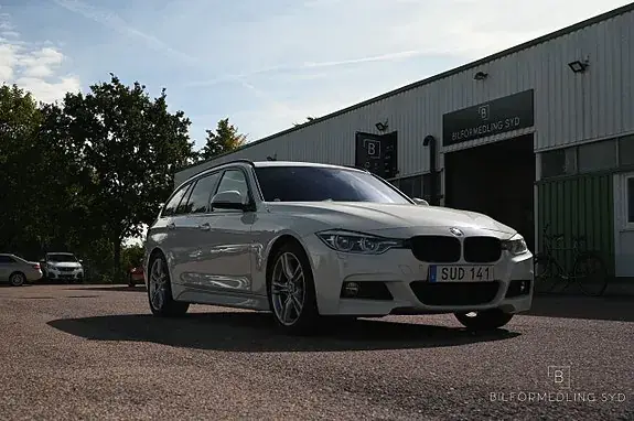 BMW 320I