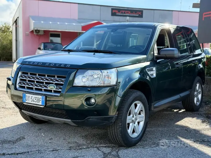 Land Rover Freelander 2009 photo 3