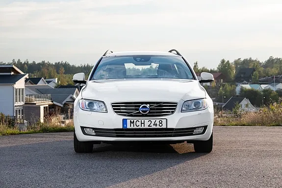 Volvo V70 2016 photo 3