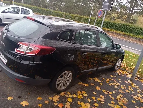 Renault Megane Iii 2011 photo 2