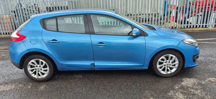 Renault Megane 2015 photo 3