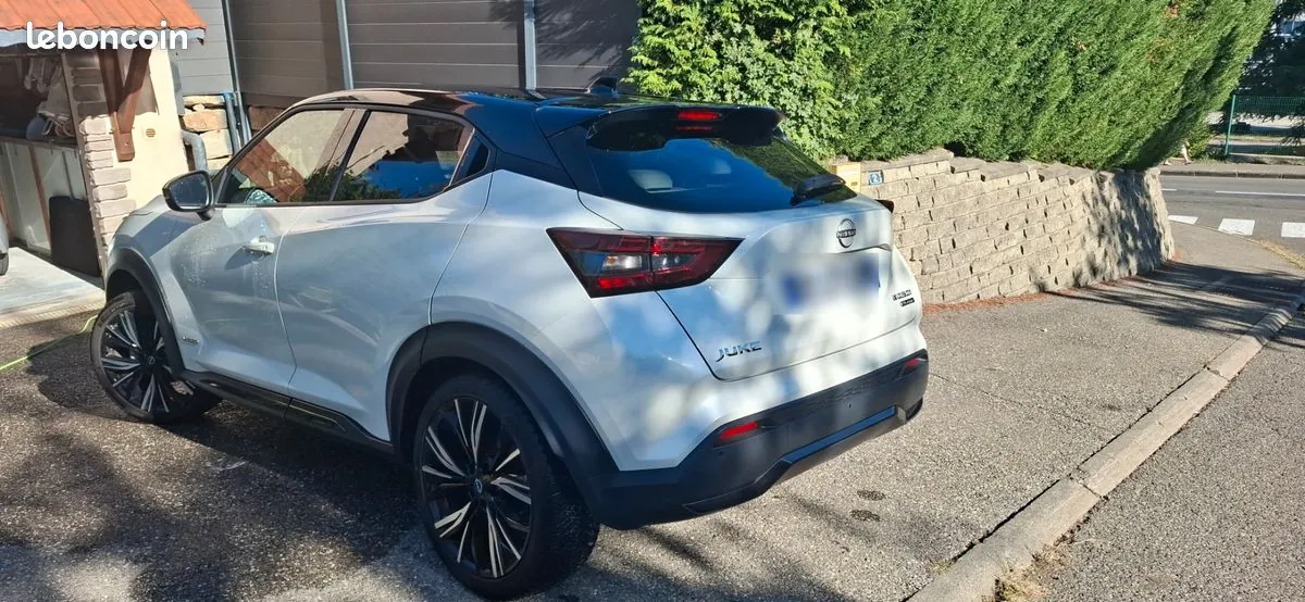 Nissan Juke 2023 photo 2