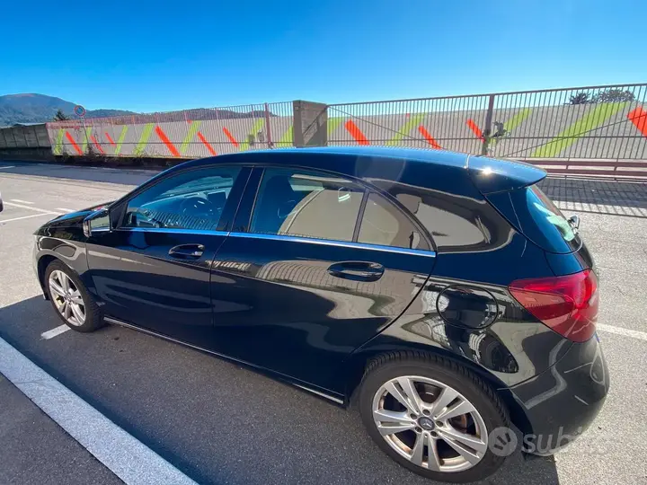 Mercedes-Benz A-Class 2016 photo 2
