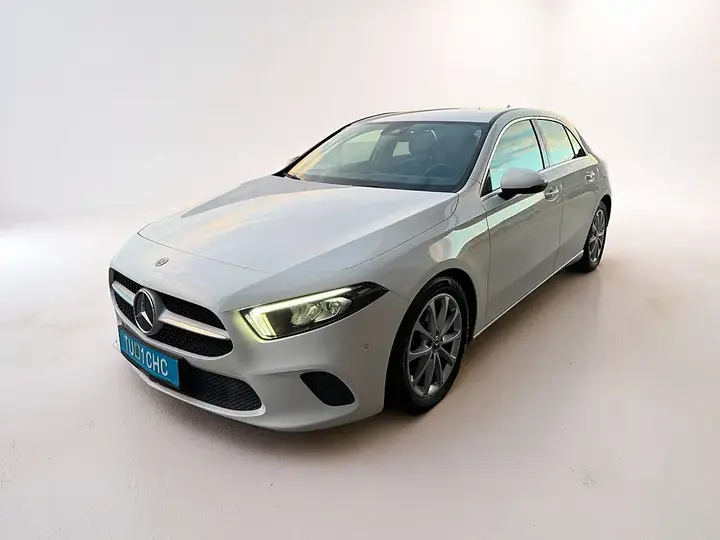 Mercedes-Benz A-Class 2020 photo 3