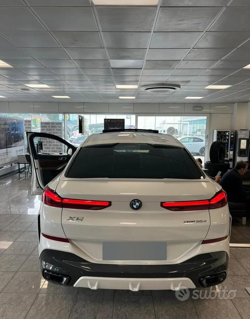 BMW X6 2023 photo 2