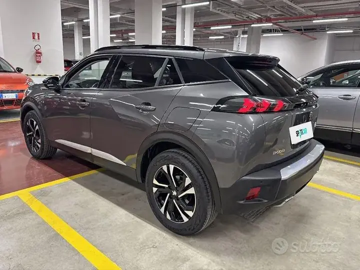 Peugeot 2008 2022 photo 3