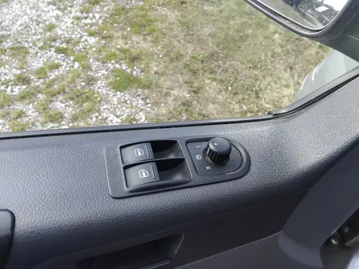 Volkswagen T5 2007 photo 3